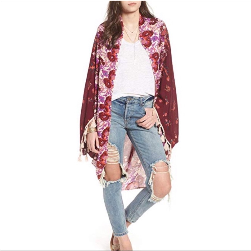 Free People Bali Wrapped in Blooms Shawl - Picture 3 of 8